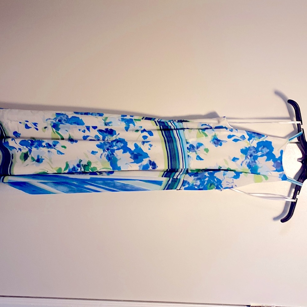 Donna Morgan Asymmetrical dress floral